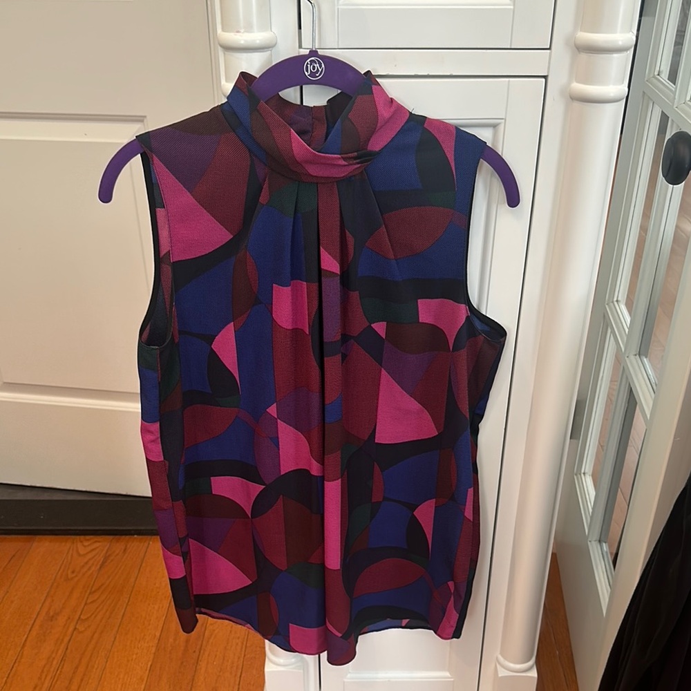 Ellen Tracy Sleeveless Geometric Print Top - Pink and Blue